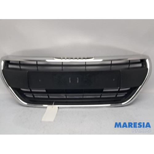 Peugeot - 208 - Grill