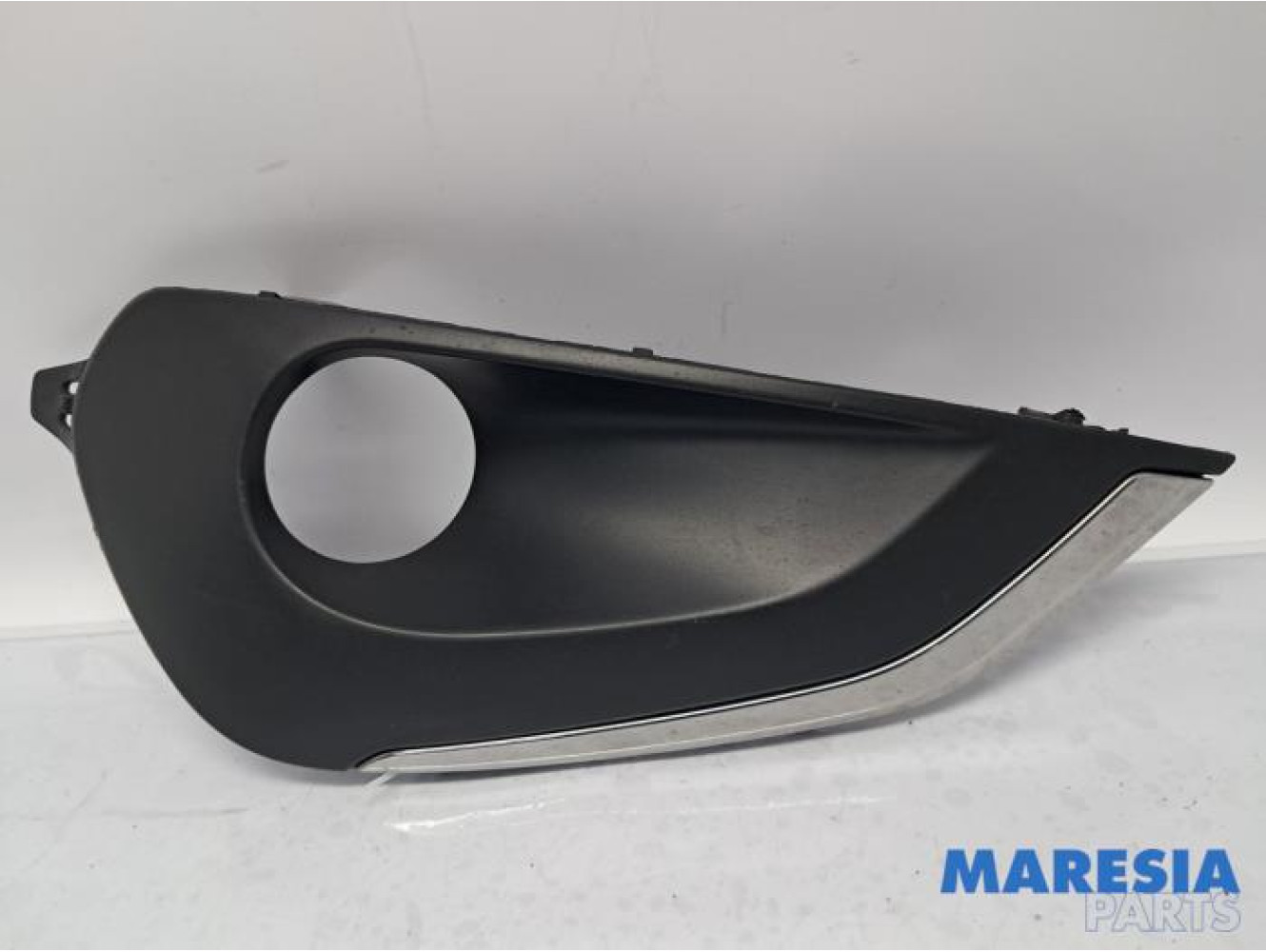 Peugeot - 208 - Abdeckplatte Nebelscheinwerfer links