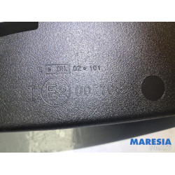 Peugeot - 208 - Rear view mirror