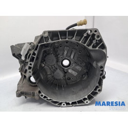 Renault - Clio - Gearbox casing