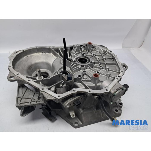 Renault - Clio - Gearbox casing