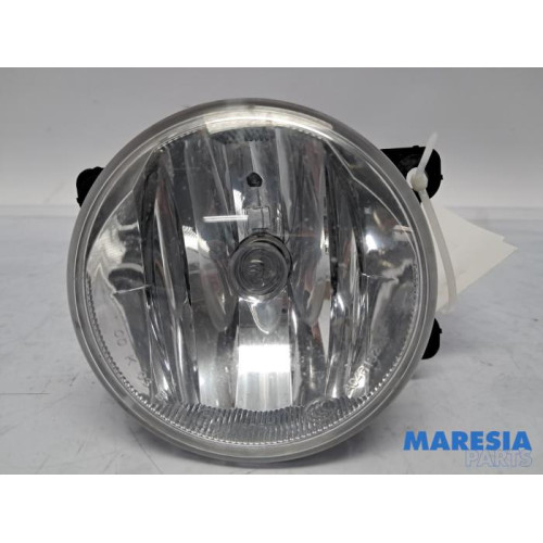 Peugeot - 208 - Nebelscheinwerfer rechts vorne