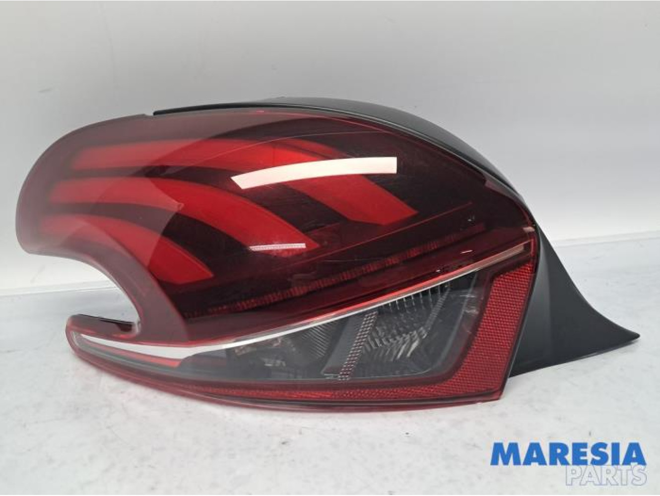 Peugeot - 208 - Rücklicht links