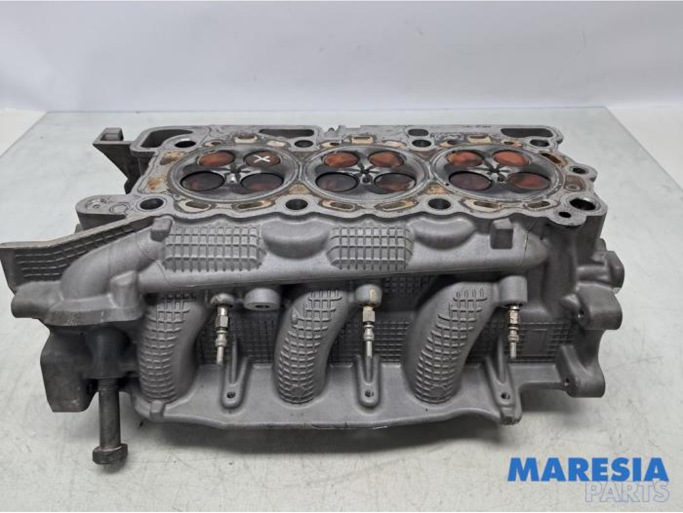 Citroen - C6 - Cilinderkop