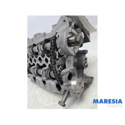 Citroen - C6 - Cilinderkop