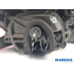 Peugeot - 208 - Feu arrière droit