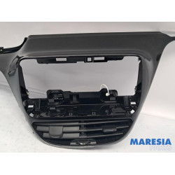 Peugeot - 208 - Dashboard deel
