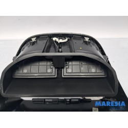 Peugeot - 208 - Dashboard deel