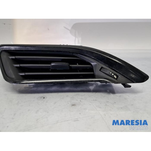 Peugeot - 208 - Dashboard vent