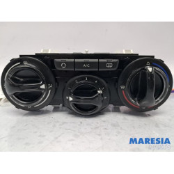 Peugeot - 208 - Heater control panel