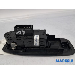 Peugeot - 208 - Kombischalter Fenster