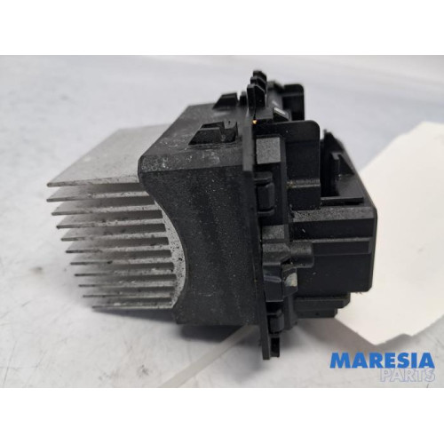 Peugeot - 208 - Kachel Weerstand