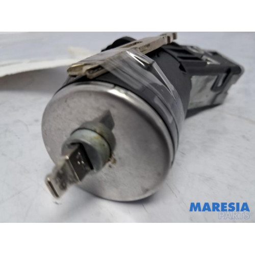 Peugeot - 208 - Kontaktslot+Sleutel