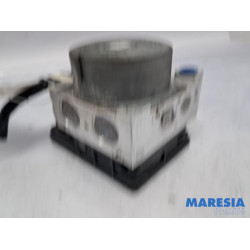 Peugeot - 208 - ABS Pumpe