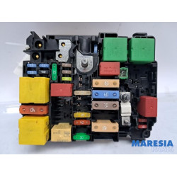 Peugeot - 208 - Boîte à fusibles