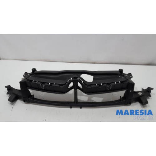 Citroen - DS4 - Front part support