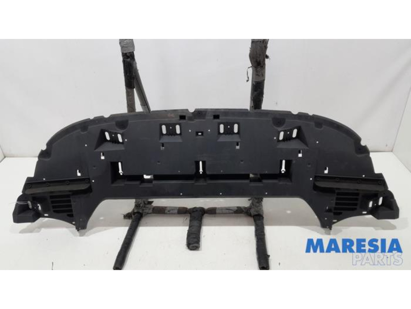 Citroen - DS4 - Bumper onderplaat