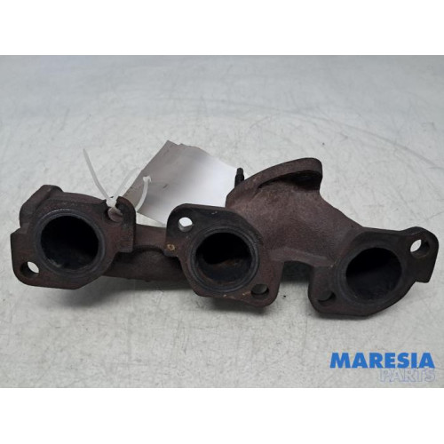Citroen - C6 - Exhaust manifold