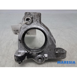 Citroen - C6 - Engine mount