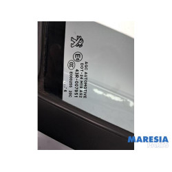 Peugeot - 208 - Vitre triangulaire avant gauche