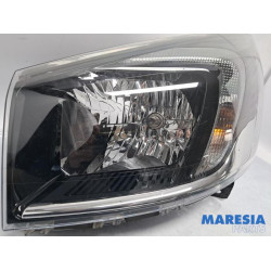 Opel - Vivaro - Scheinwerfer links