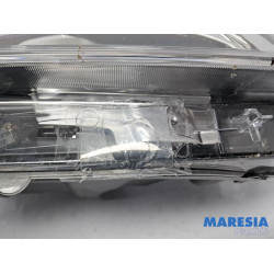 Peugeot - 208 - Koplamp rechts