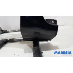 Renault - Clio - Front wing, left