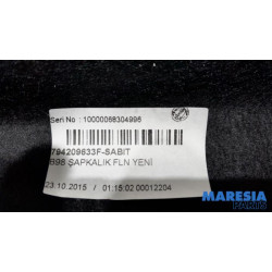 Renault - Clio - Plage arrière