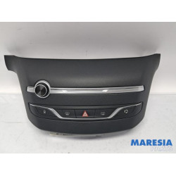 Peugeot - 308 - Radio control panel