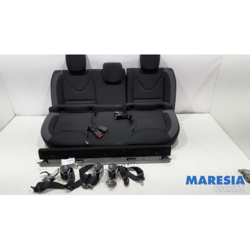 Renault - Clio - Achterbank