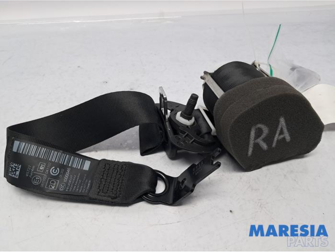 Peugeot - 308 - Rear seatbelt, right