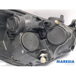 Renault - Clio - Scheinwerfer links