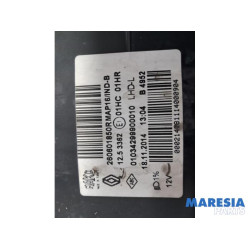 Renault - Clio - Scheinwerfer links