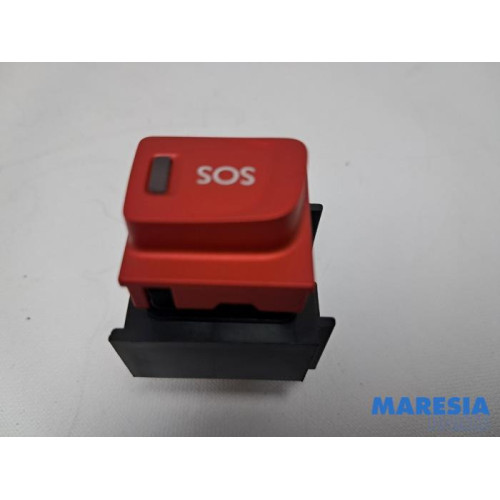 Peugeot - 308 - SOS button