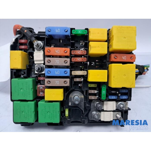 Peugeot - 308 - Sicherungskasten