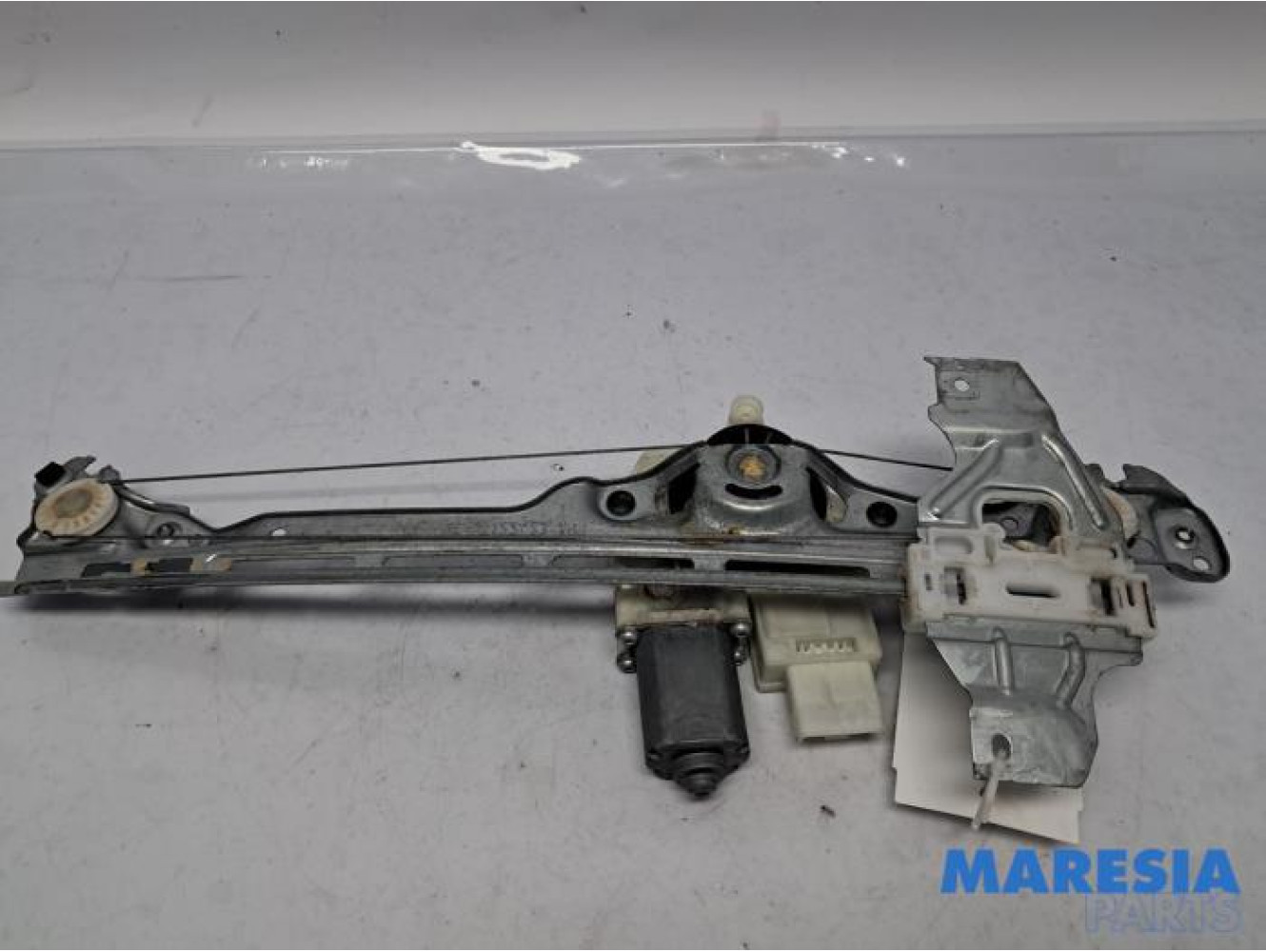 Peugeot - 308 - Mécanique vitre 4portes arrière droite