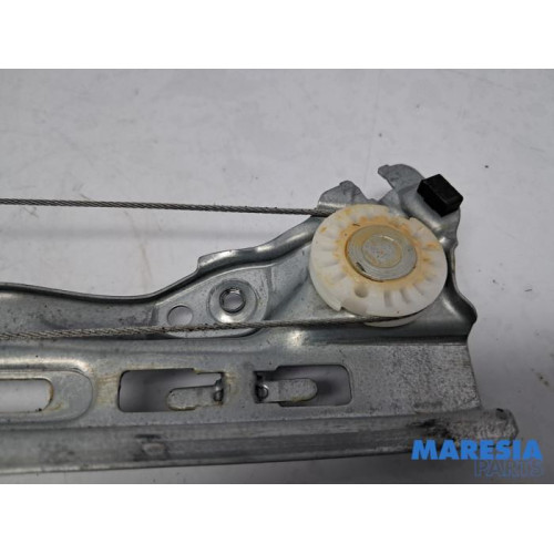 Peugeot - 308 - Fenstermechanik 4-türig links hinten