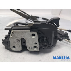 Renault - Trafic - Sliding door lock mechanism, right