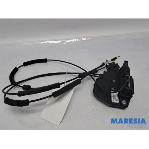 Renault - Trafic - Schiebetür Schließmechanik rechts