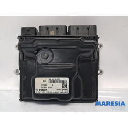 Renault - Trafic - Engine management computer