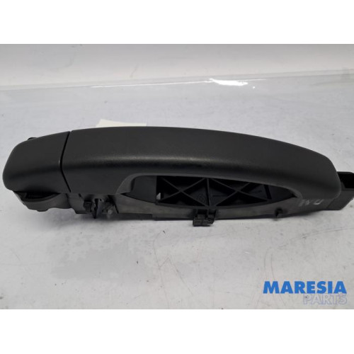 Renault - Trafic - Poignée porte coulissante droite