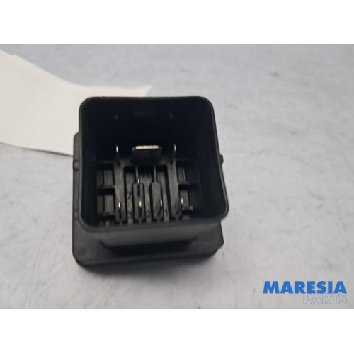 Renault - Trafic - Vorglührelais