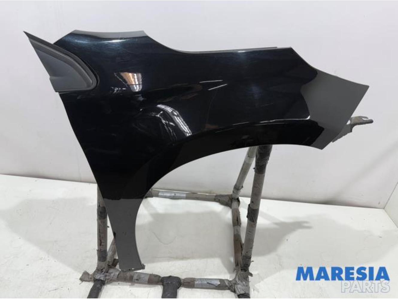 Peugeot - 2008 - Scherm rechts-voor