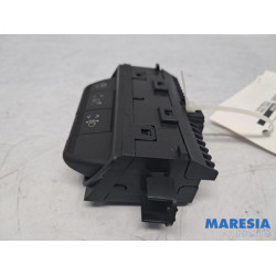 Renault - Trafic - Leuchtweitenverstellung LWR