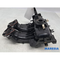 Fiat - Punto - Inlaatspruitstuk