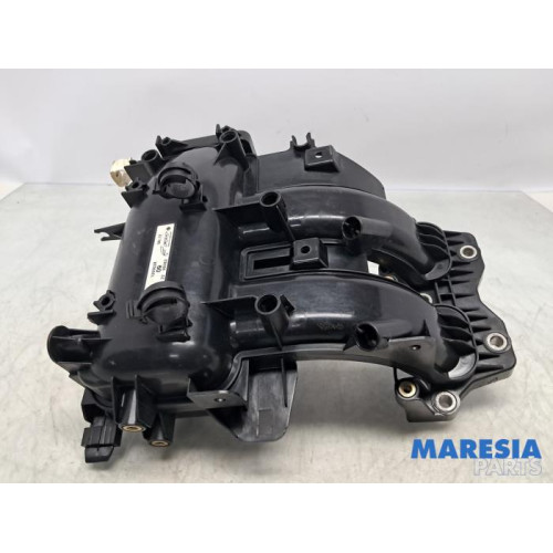 Fiat - Punto - Inlaatspruitstuk