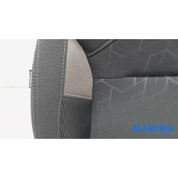 Peugeot - 2008 - Stoel rechts