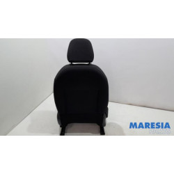 Peugeot - 2008 - Stoel rechts
