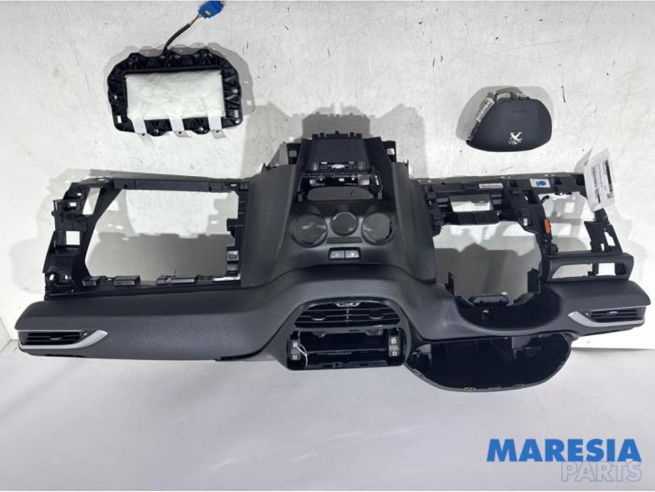 Peugeot - 2008 - Airbag set + dashboard