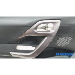Peugeot - 2008 - Portierbekleding 4Deurs links-voor